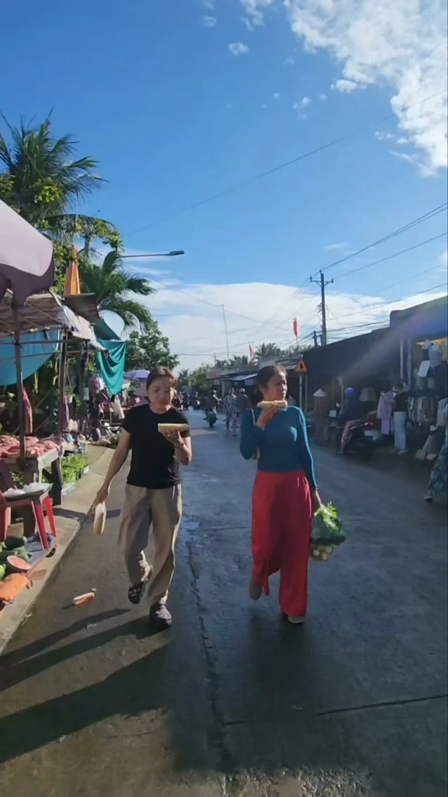 Ảnh thumbnail thật của Reel đi chợ quê